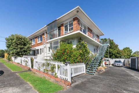 5/49 Western Springs Road, Western Springs, Auckland