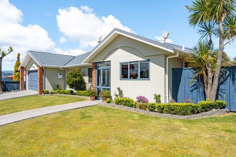 99 Redvers Drive, Belmont, Lower Hutt
