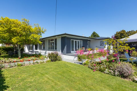 2 Howard Street, Carterton