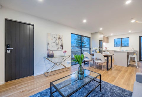 8C Jupiter Street, Rosehill, Papakura