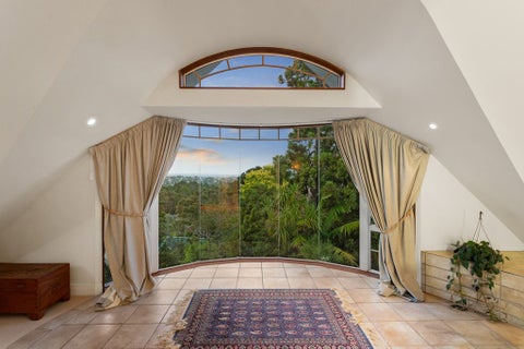 52 Daffodil Street, Titirangi, Auckland