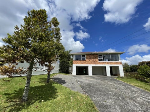 17 Kendrick Place, Blockhouse Bay, Auckland