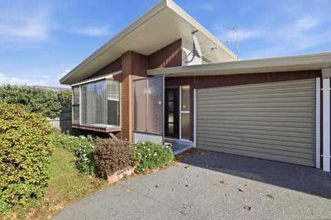 2/31 Waimairi Road, Upper Riccarton, Christchurch