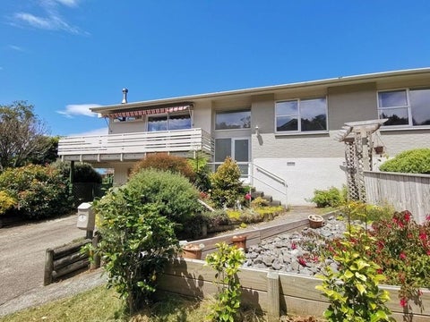 9 Chisbury Street, Churton Park, Wellington