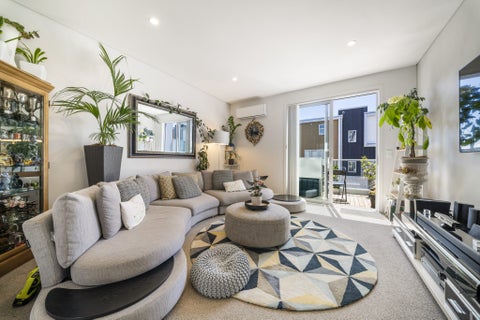 26 Ceramic Lane, New Lynn, Auckland