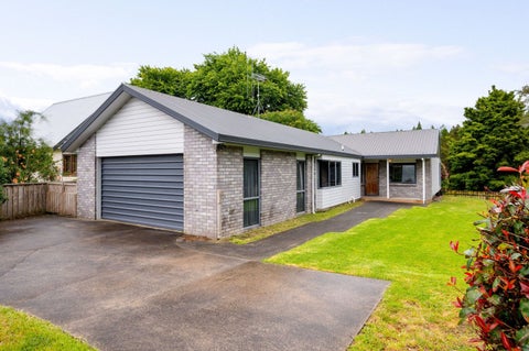 23 Kingsway Crescent, Forest Lake, Hamilton