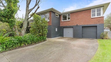 13 Ramillies Place, Glenfield, Auckland