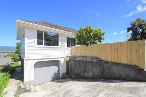 2 Magnolia Grove, Maungaraki, Lower Hutt