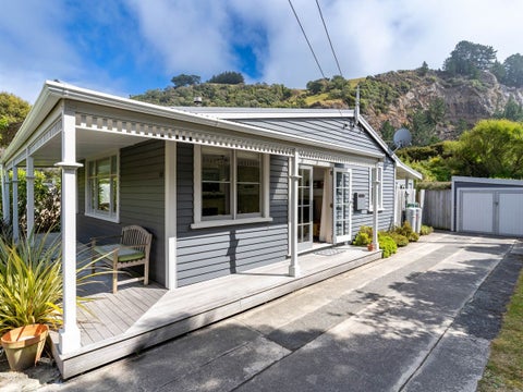 33 Station Road, Tapanui