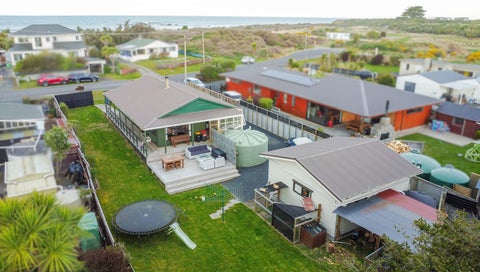 18 Palmer Place, Taieri Beach, Taieri Beach