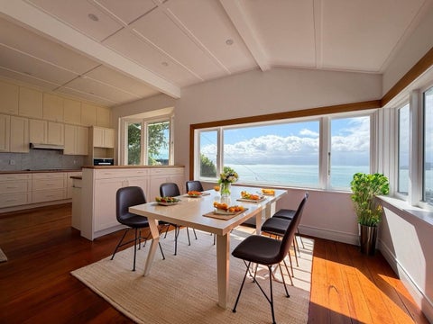 8 Lower Watt Street, Wadestown, Wellington