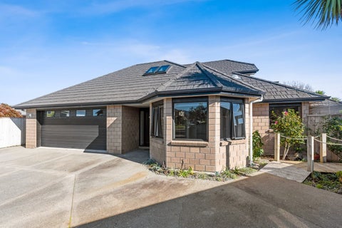 18 Trusham Court, Paraparaumu