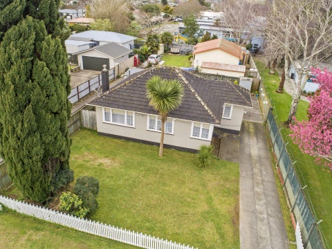 72A Kelvin Road, Papakura, Papakura