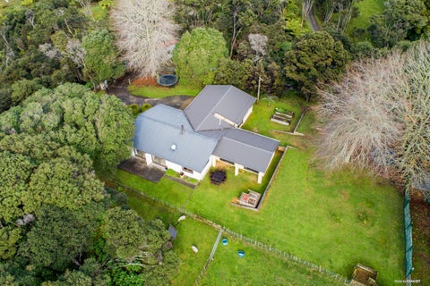 1310 Old North Road, Helensville, Helensville
