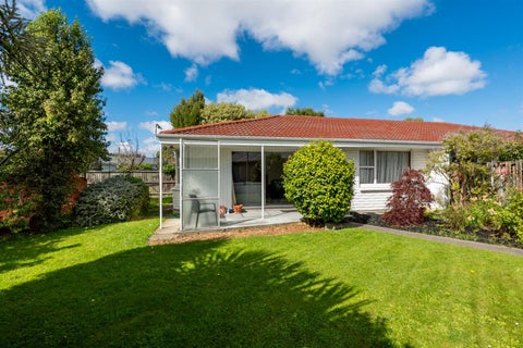 2/25 Apollo Place, Papanui, Christchurch