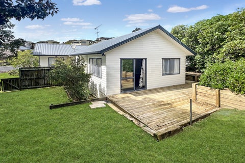 19 Lowburn Place, Clover Park, Auckland