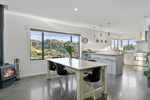 36 Dalmore Way, Acacia Bay, Taupo