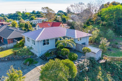 3 Gates Road, Waikanae Beach, Waikanae