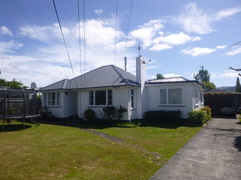27 Golders Road, Elderslea, Upper Hutt