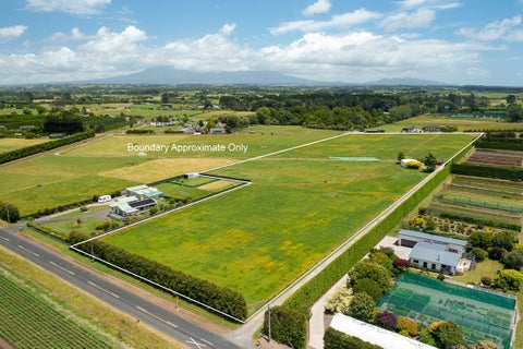 202 Kairau Road East, Brixton, Waitara