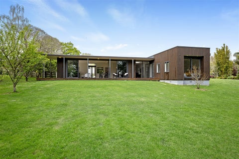 15 Ferndale Drive, Papakura