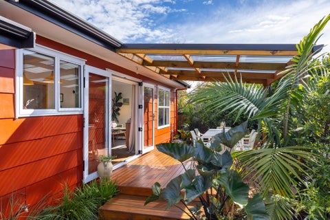 20 James Street, Raglan, Raglan