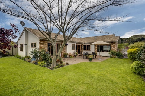 49 Kensington Drive, Taradale, Napier