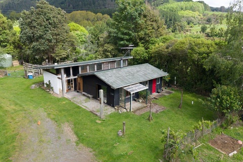 302 North Manakau Road, Manakau, Levin