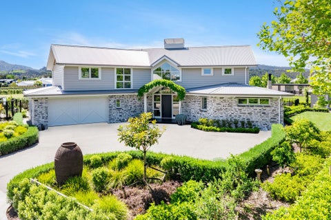 26 Sandpiper Avenue, Point Wells, Point Wells