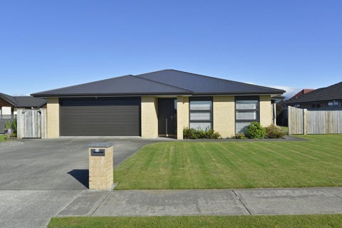 19 Feist Street, Carterton