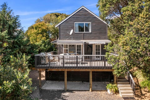 10A Violet Street, Raglan, Raglan