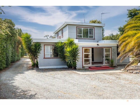 98 Acacia Drive, Levels