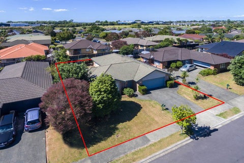 80 Hillwell Drive, Henderson, Auckland