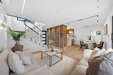 7D Sirius Place, Botany Downs, Auckland