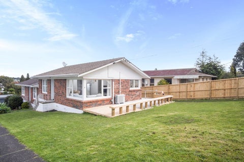 1/8 Manuka Road, Glenfield, Auckland