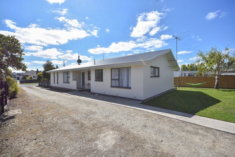 65 Elderlee Street, Milton