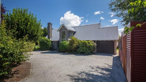 16 Heuchan Lane, Wanaka