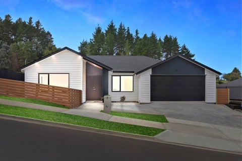 8 Maraeariki Avenue, Orewa, Orewa