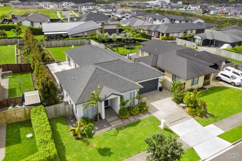 122 Pohutukawa Parade, Riverhead, Riverhead