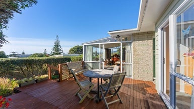49 William Street, Waikanae Beach, Waikanae