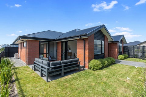 33 Selfe Crescent, Burwood, Christchurch