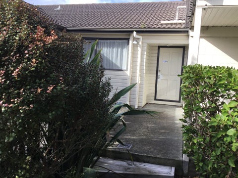 8D Schnapper Rock Road, Schnapper Rock, Auckland