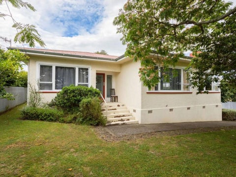 4 Albert Street, Dannevirke