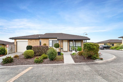 26/197 Royal Road, Massey, Auckland
