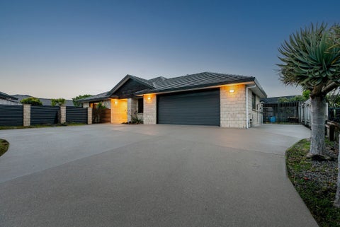 41 Consort Close, Paraparaumu Beach, Paraparaumu