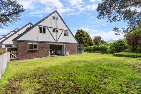 10/31 Mana Avenue, Titahi Bay, Porirua