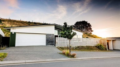 52 Cedarwood Street, Woodridge, Wellington