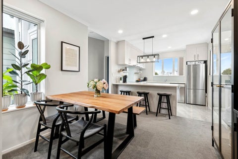 17 Stitchbird Crescent, Papakura, Papakura