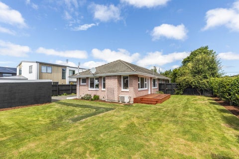 2/15 Winton Street, St Albans, Christchurch