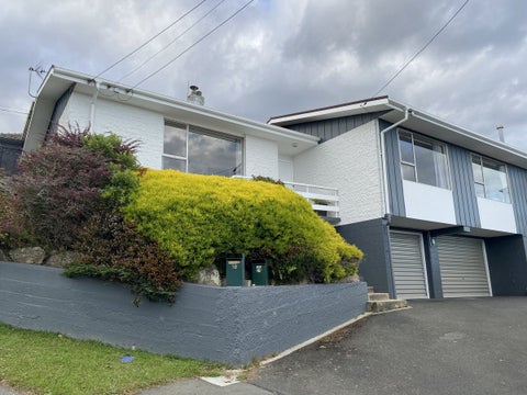 16 Aberdeen Road, Saint Clair, Dunedin
